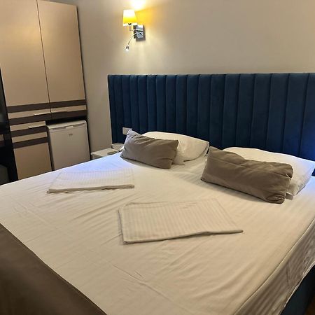 Yereone Hotel Apartment Erivan Exterior foto