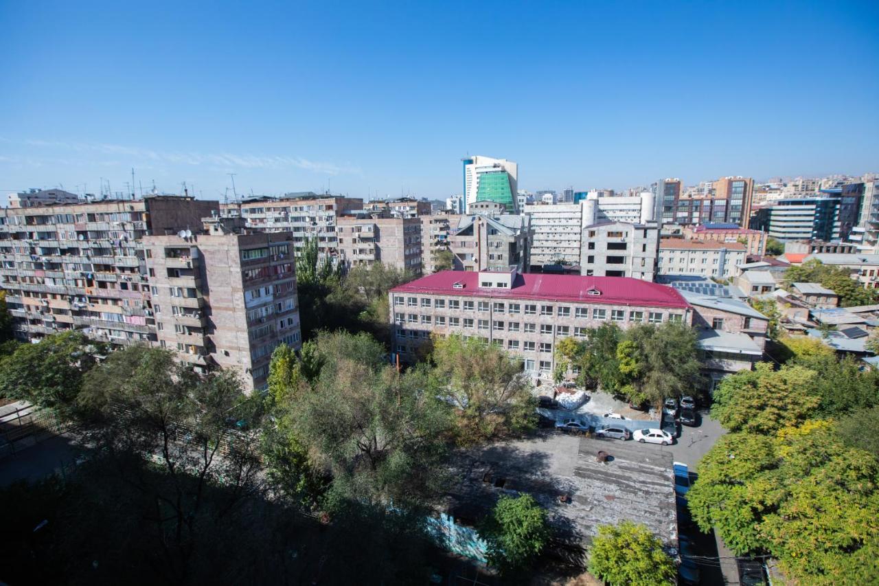 Yereone Hotel Apartment Erivan Exterior foto