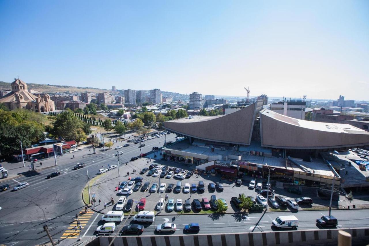 Yereone Hotel Apartment Erivan Exterior foto