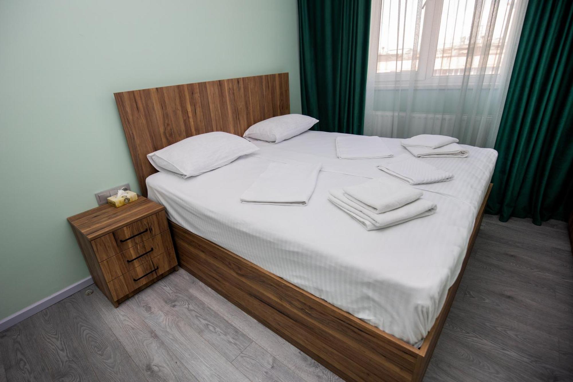 Yereone Hotel Apartment Erivan Exterior foto