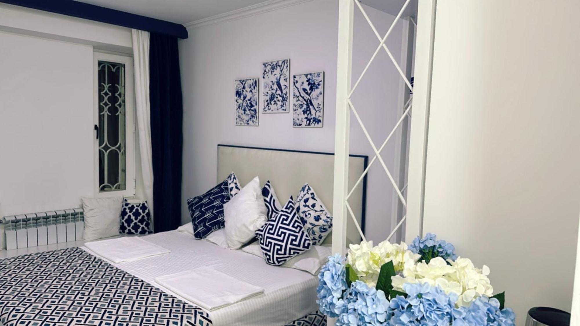 Yereone Hotel Apartment Erivan Exterior foto